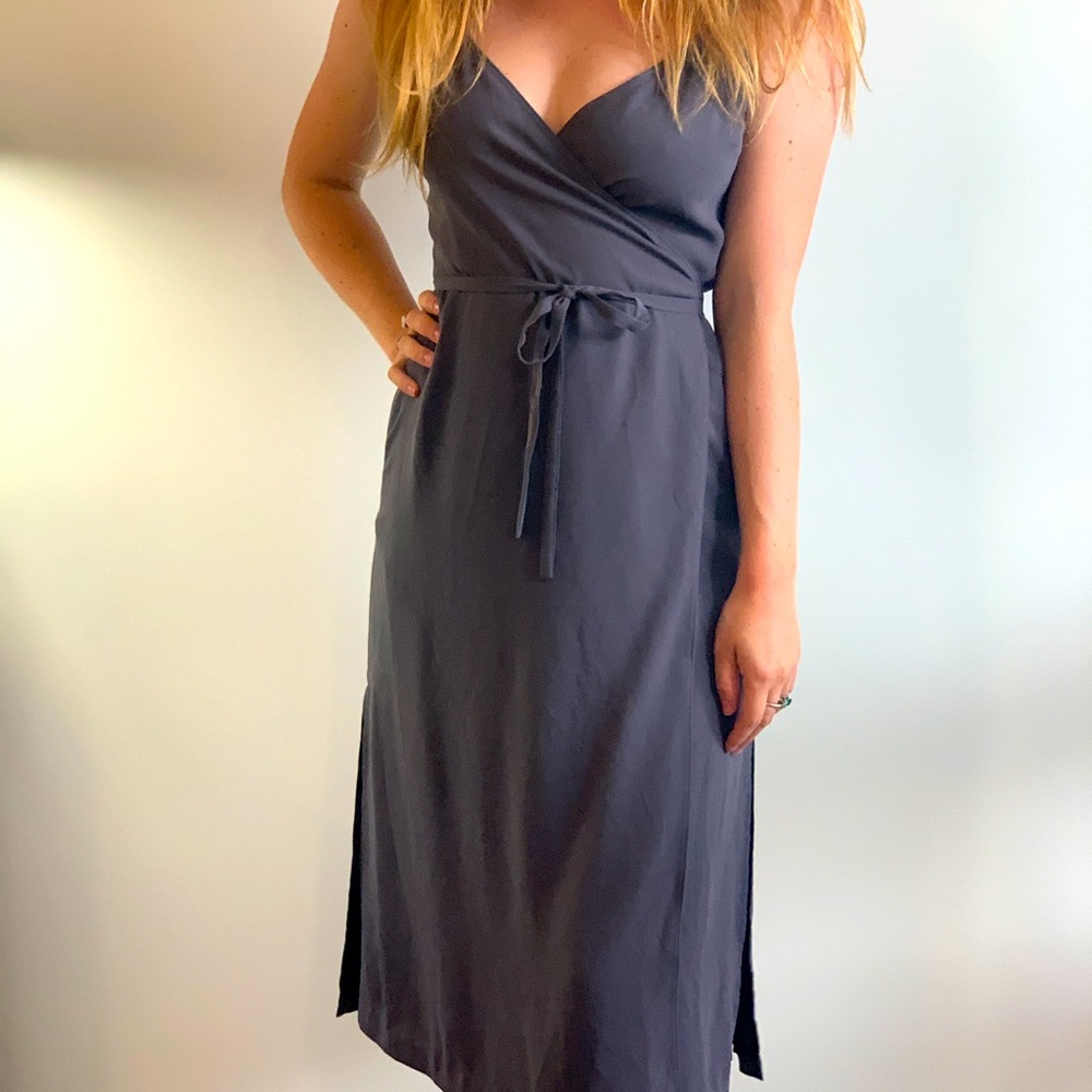 Wilfred size M double slit wrap midi dress